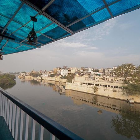Venice View Hotel & Restaurant Udaipur Exterior photo